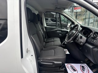 /photos/9681/2b9025e1-c753-4a00-f6ce-46cf403b4f3a_i320x240.jpg