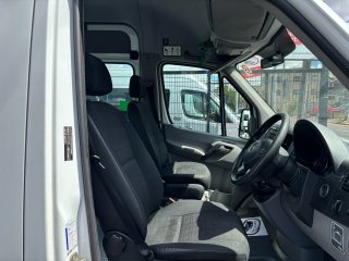 /photos/9681/2ebd0e30-8669-19a7-2e9a-c4643dce6eff_i320x240.jpg