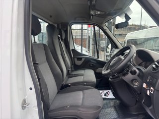 /photos/9681/7355e8e8-b24e-10d4-6f82-4919919aa9ab_i320x240.jpg