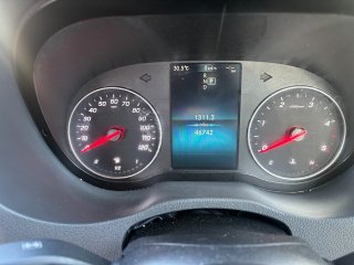 /photos/9681/ad4e3bd1-3028-3840-a18e-6007a3b84f8b_i320x240.jpg