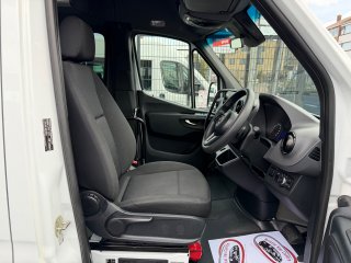 /photos/9681/d7e3e1a5-fed4-b36b-a29d-5a1050257ec3_i320x240.jpg